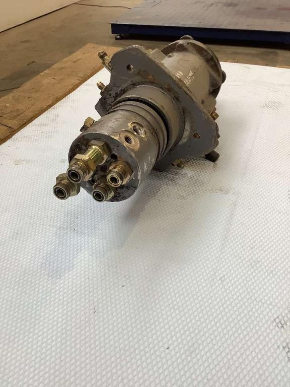 Rotating joint for Hitachi ZX135US Photo 4