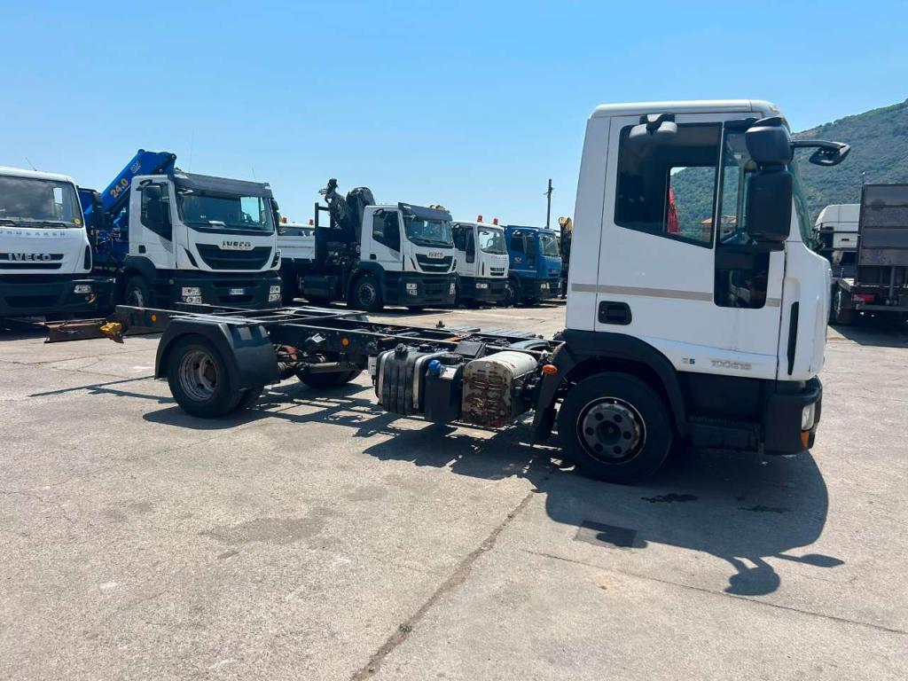 Iveco EUROCARGO 100E18 Photo 10