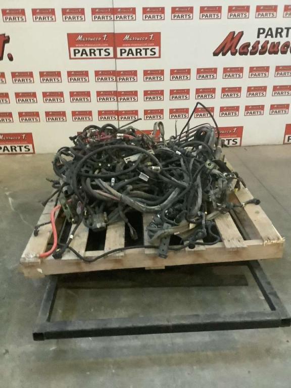 Wiring for Volvo FH16 550 6x4 Photo 2
