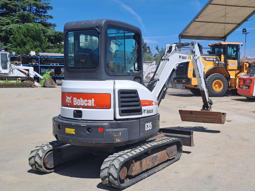 Bobcat E35 Photo 5