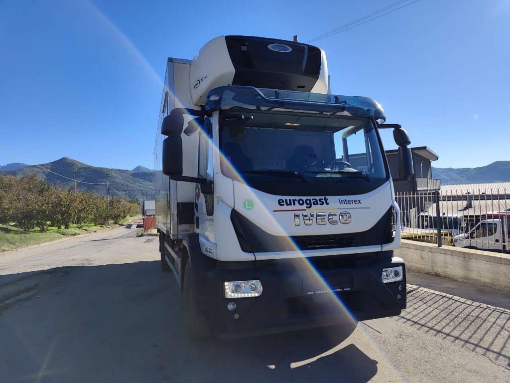Iveco EUROCARGO 180-320 Photo 30