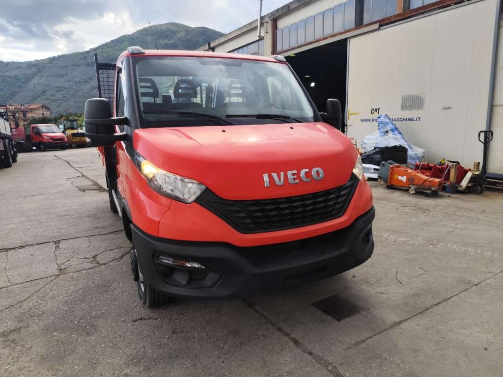 Iveco DAILY 35-140 Photo 10