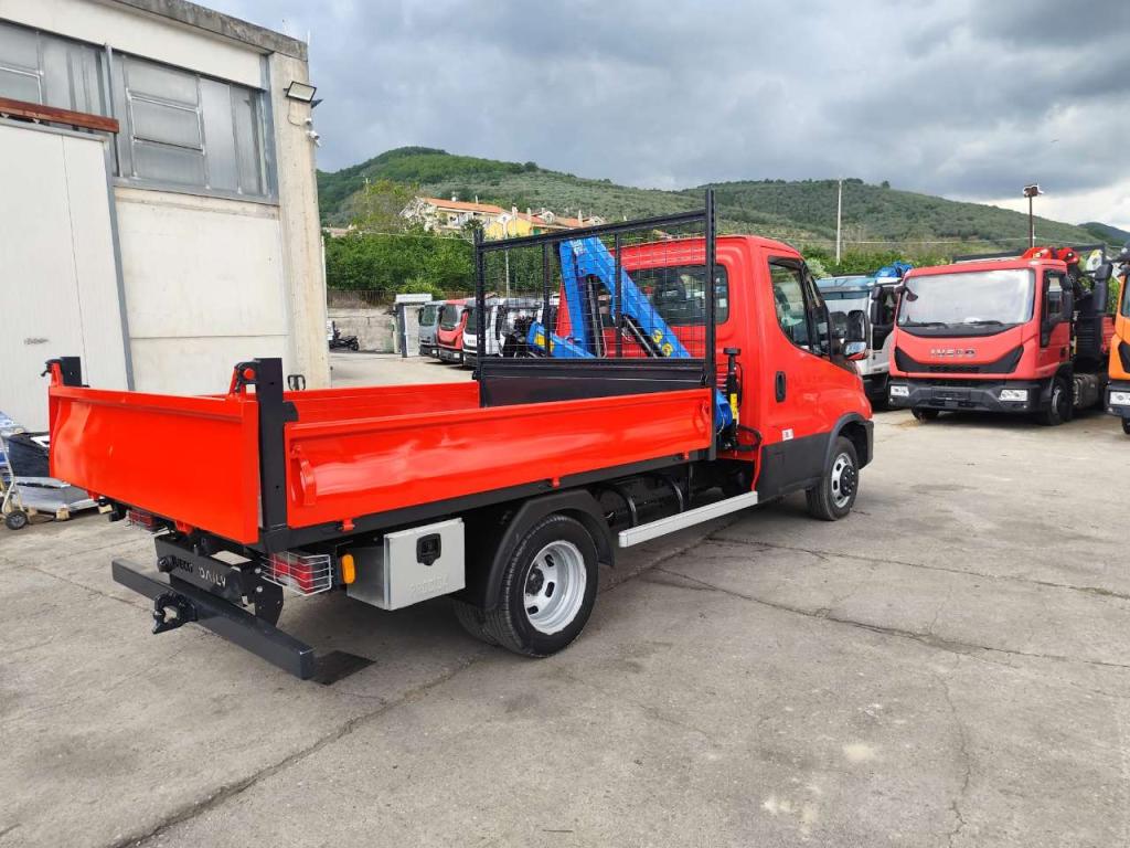 Iveco DAILY 35-140 Photo 4
