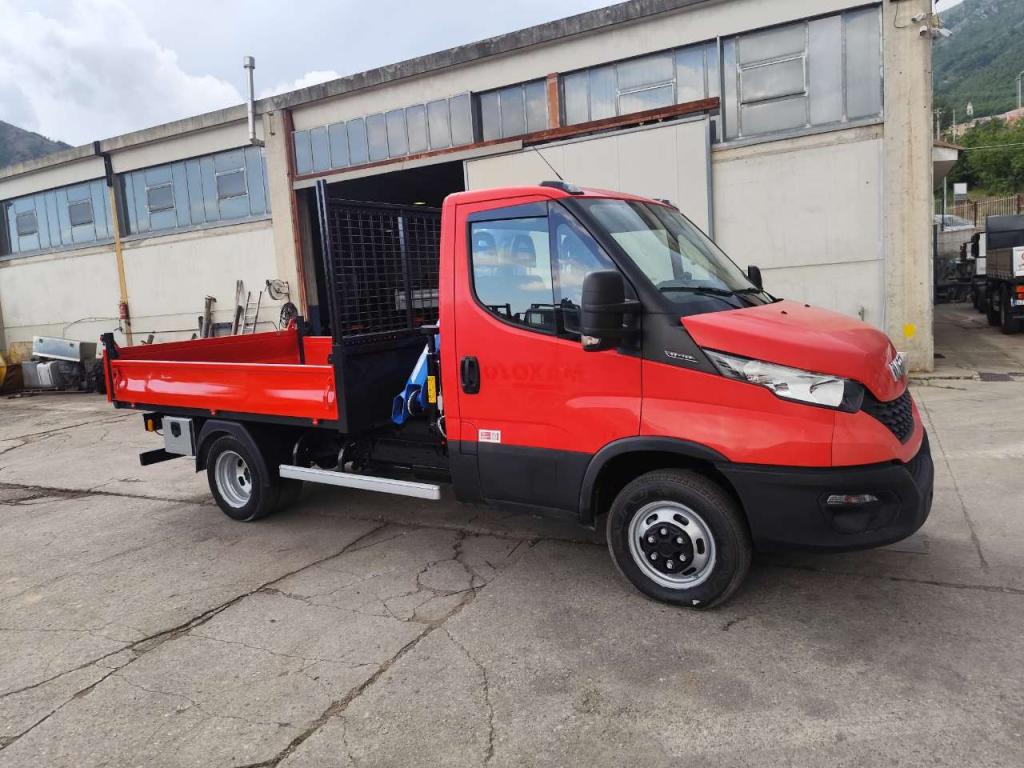 Iveco DAILY 35-140 Photo 7