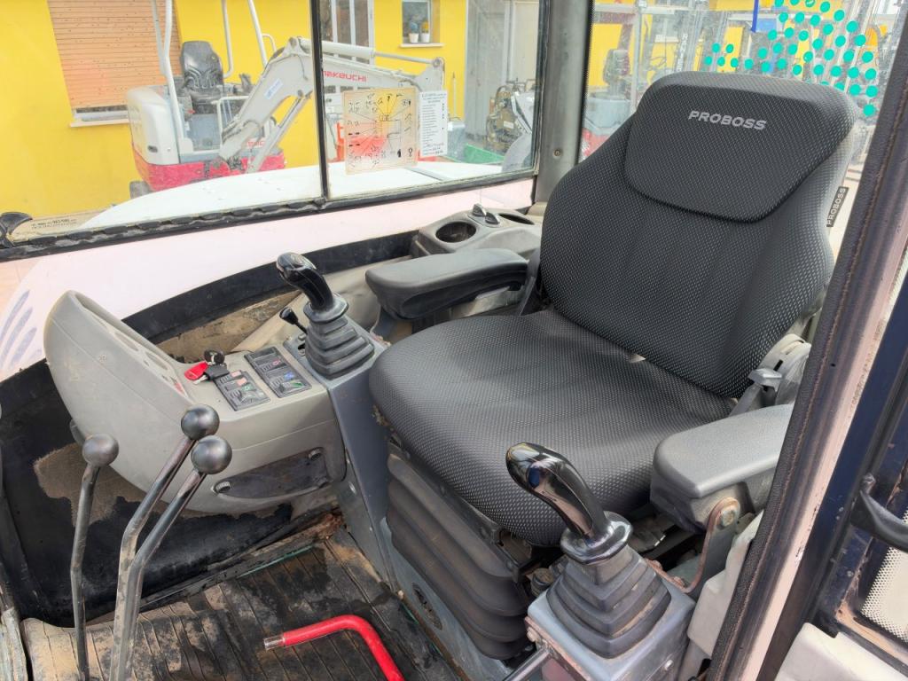 Bobcat 442 Photo 10