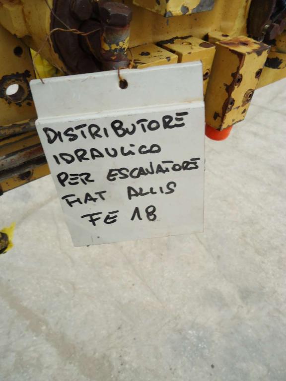 Hydraulic distributor for Fiat Allis FE18 Photo 2