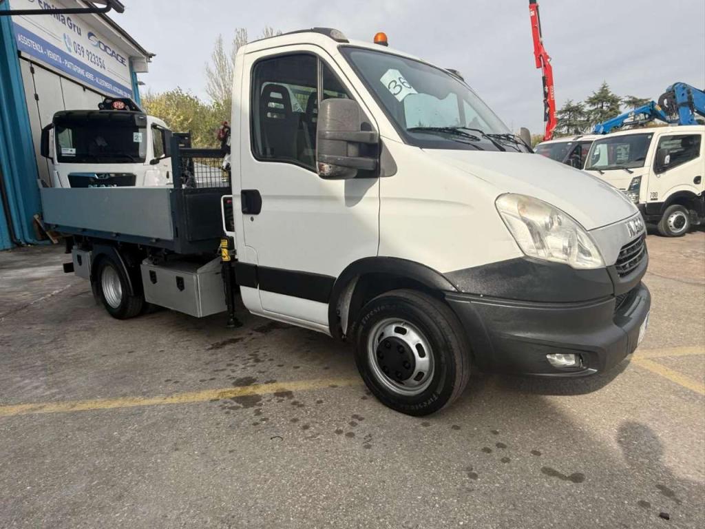 Iveco 35C13 Photo 10