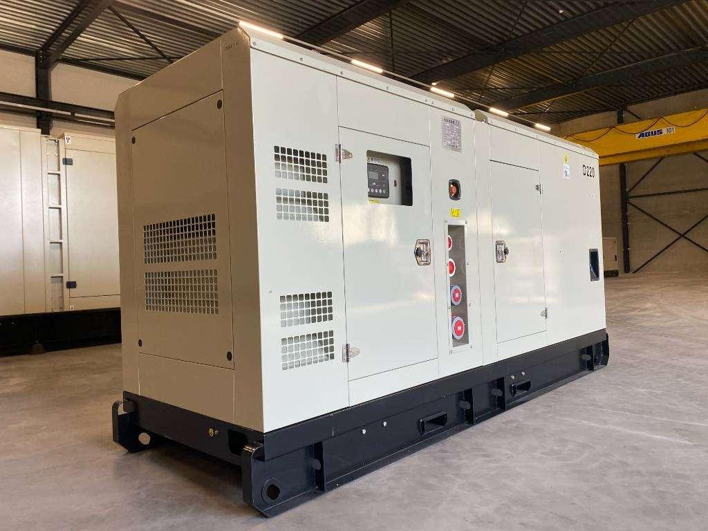Hyundai P086TI - 220 kVA Generator - DPX-19852 Photo 2