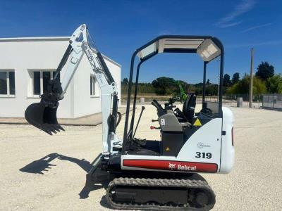 Bobcat 319 Photo 1
