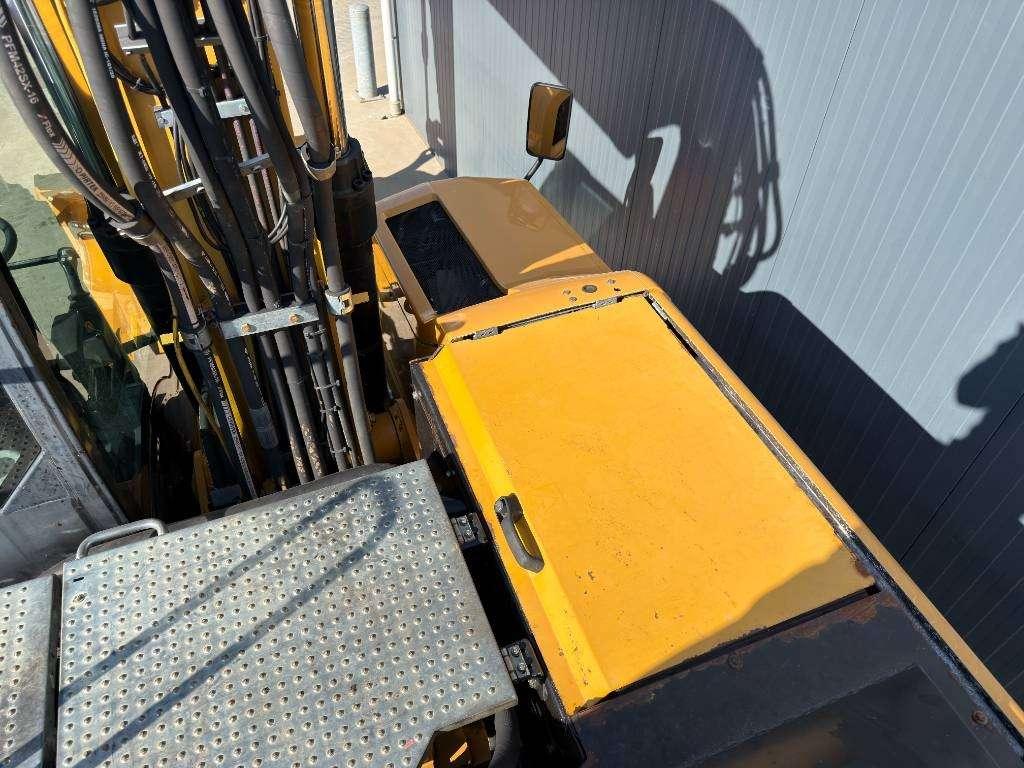 Caterpillar M320F Photo 14