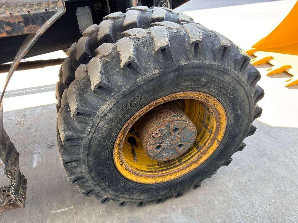 Caterpillar M320F Photo 18