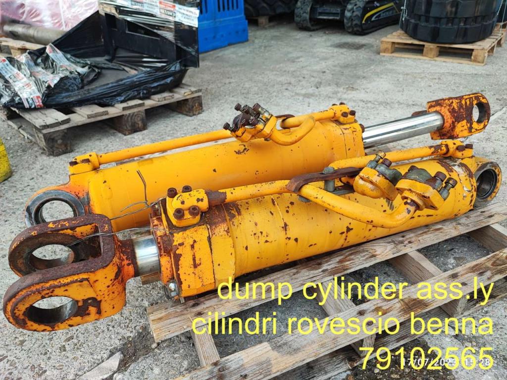 Fiat Hitachi FR160 Photo 11