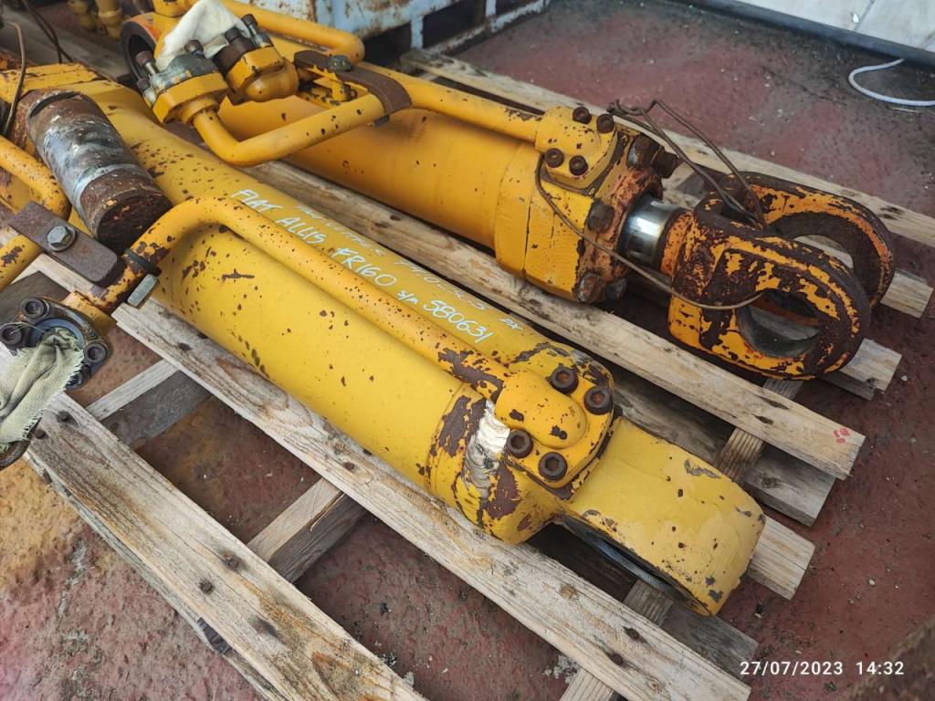 Fiat Hitachi FR160 Photo 17