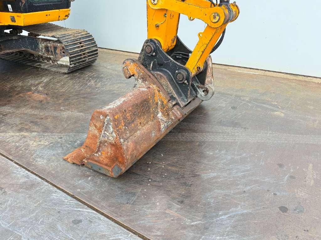 JCB JZ141LC - Automatic Greasing / Hammer Lines Photo 18