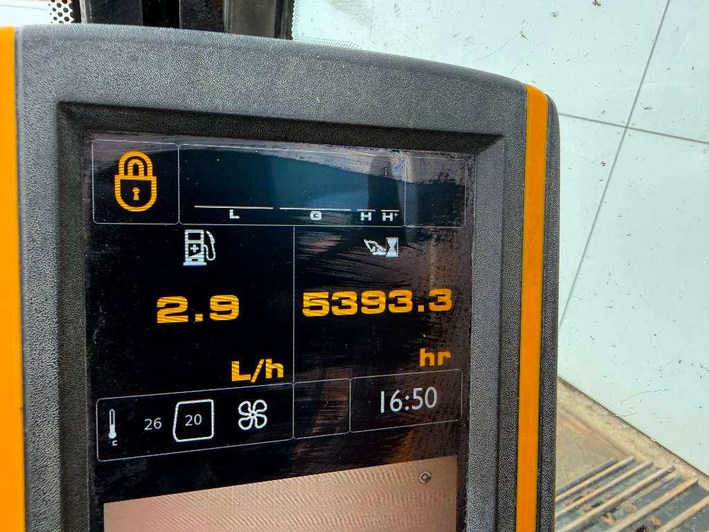 JCB JZ141LC - Automatic Greasing / Hammer Lines Photo 30