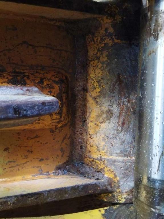 Rod for New Holland E 385 B Photo 3