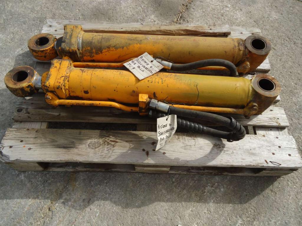 Lifting piston for Fiat Allis FL9 Photo 1