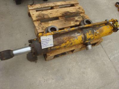 Lifting piston for Fiat Allis 645B sold by OLM 90 Srl