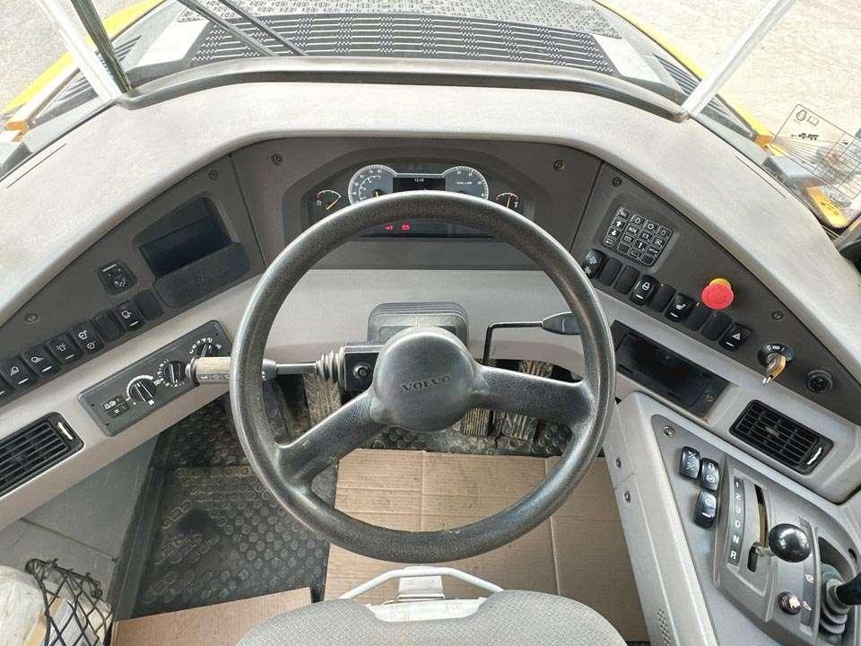 Volvo A30G 6x6 Photo 19