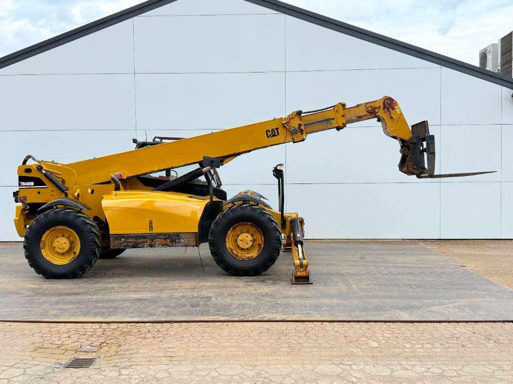 Caterpillar TH460B - 15m Reach / 4 Wheel Steering Photo 6