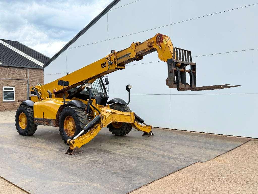 Caterpillar TH460B - 15m Reach / 4 Wheel Steering Photo 7