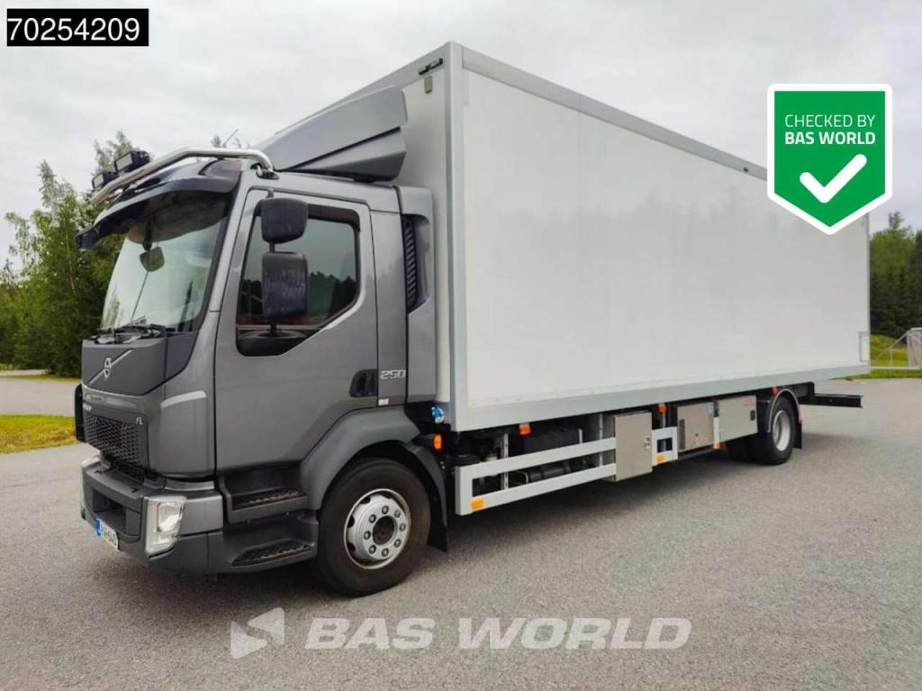 Volvo FL 250 4X2 Like NEW! Exhibition truck EURO 6 Photo 1