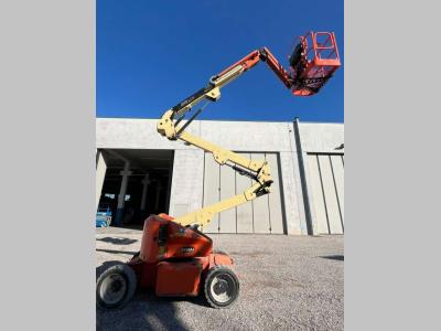 JLG E450 AJ sold by TECNO-GRU S.p.a.