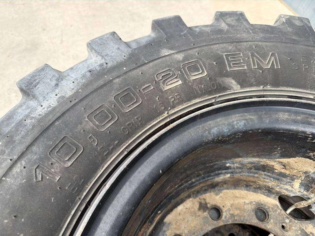 Tire for Mitas 1000 x 20 Set / 10.00 x 20: 4x2 Tyres / 1000-20 Photo 6