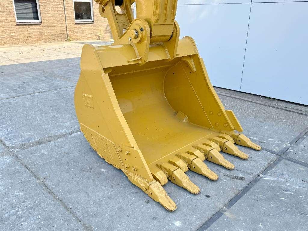 Caterpillar 323D3 *2025 Model* - New / Unused / Hammer Lines Photo 16