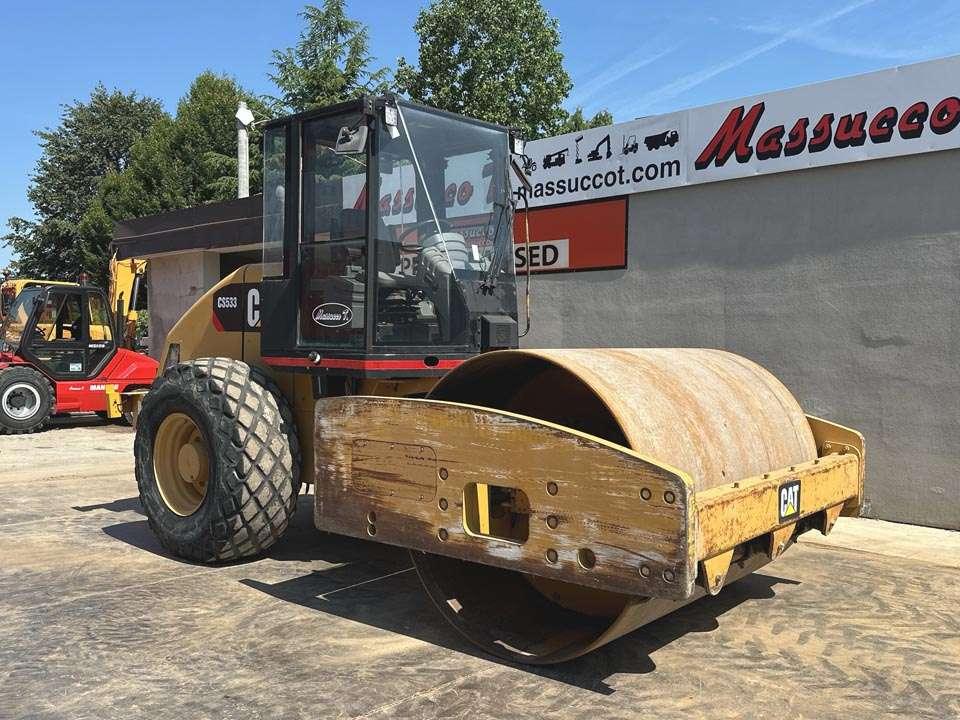 Caterpillar CS-533E Photo 17
