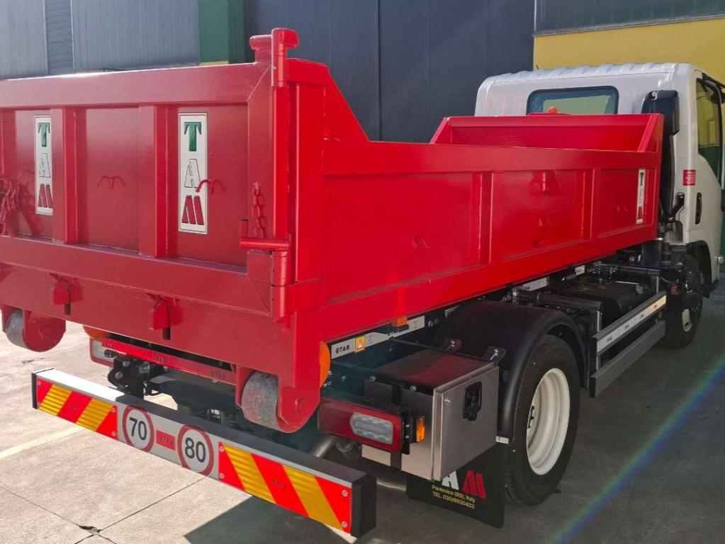 Isuzu M 29 Photo 9