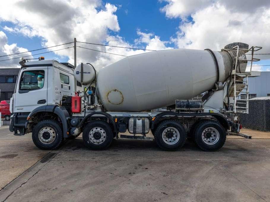 Mercedes-Benz AROCS 3240 BB + HARDOX 9m3 Photo 2