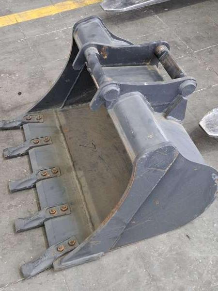 Digging bucket Photo 1