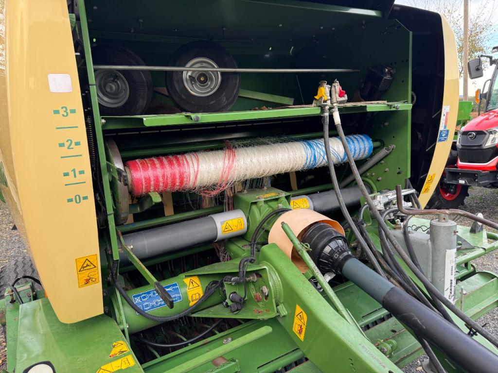 Krone Comprima Photo 8