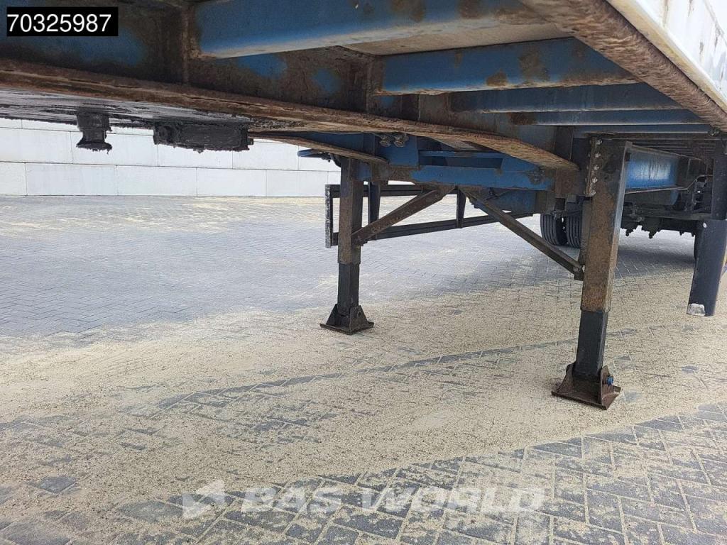 Spierings Closed box semi-trailer Photo 25