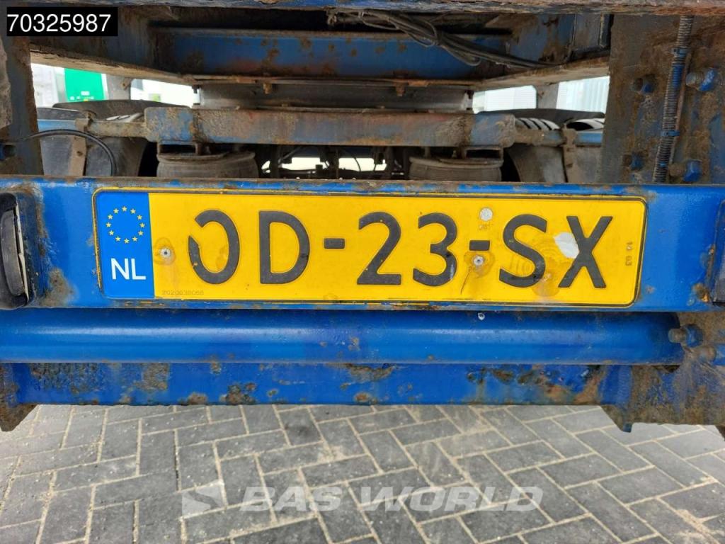 Spierings Closed box semi-trailer Photo 30