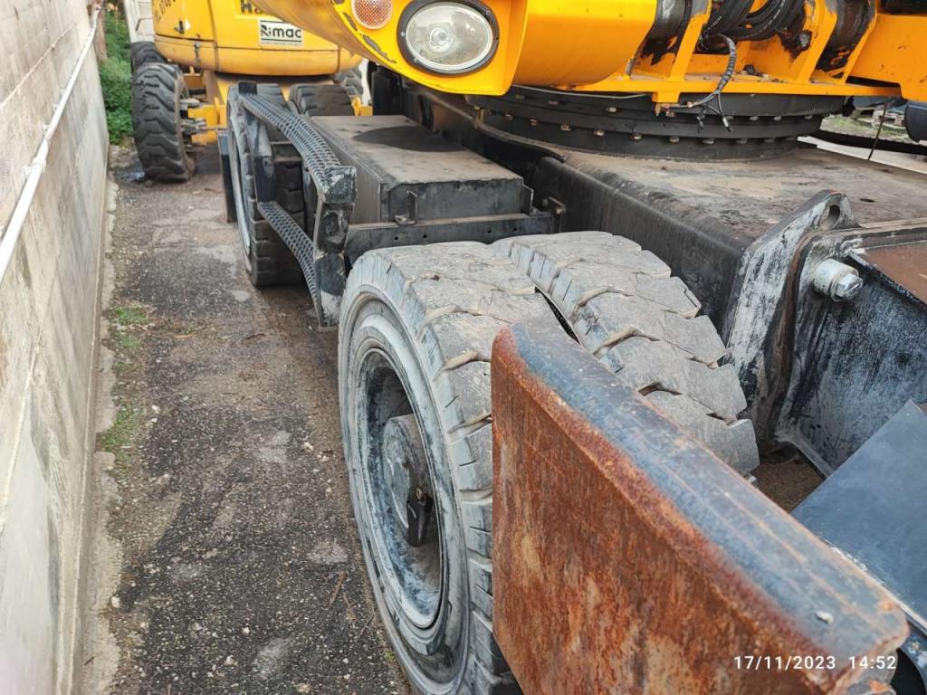 JCB JS175W Photo 10