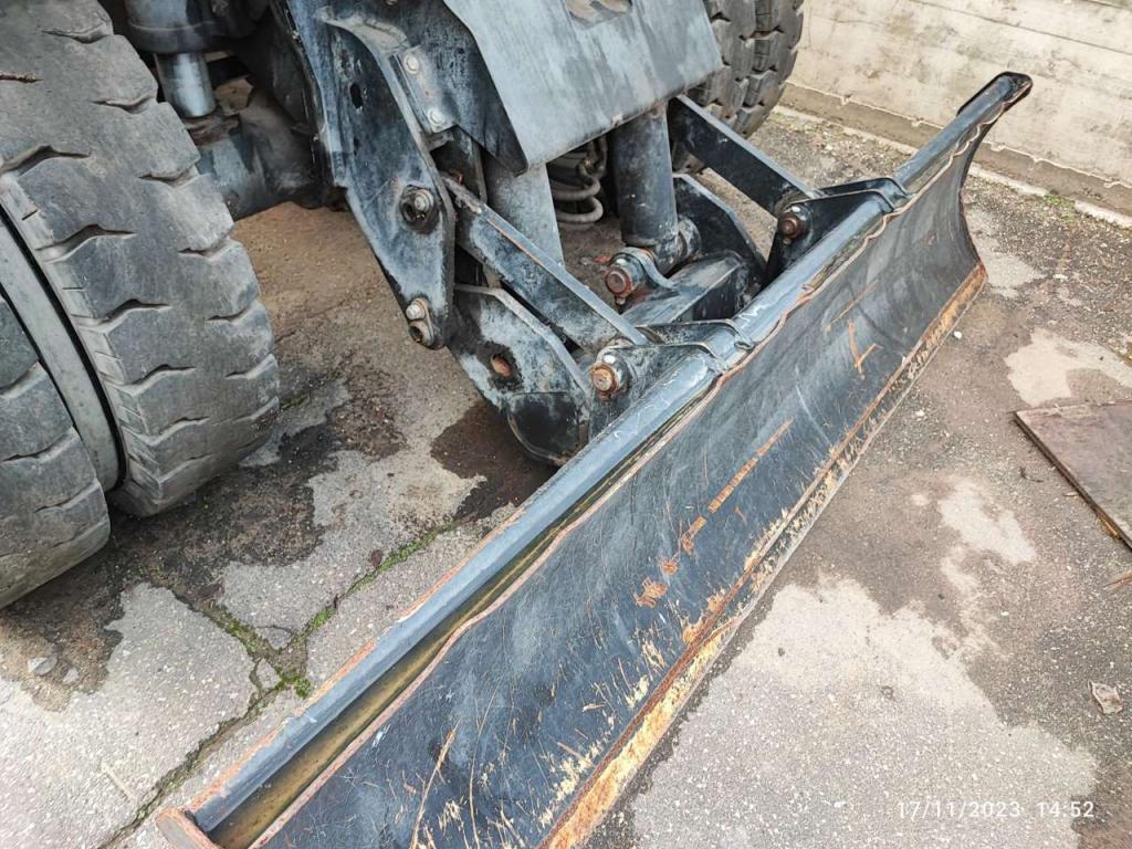 JCB JS175W Photo 6