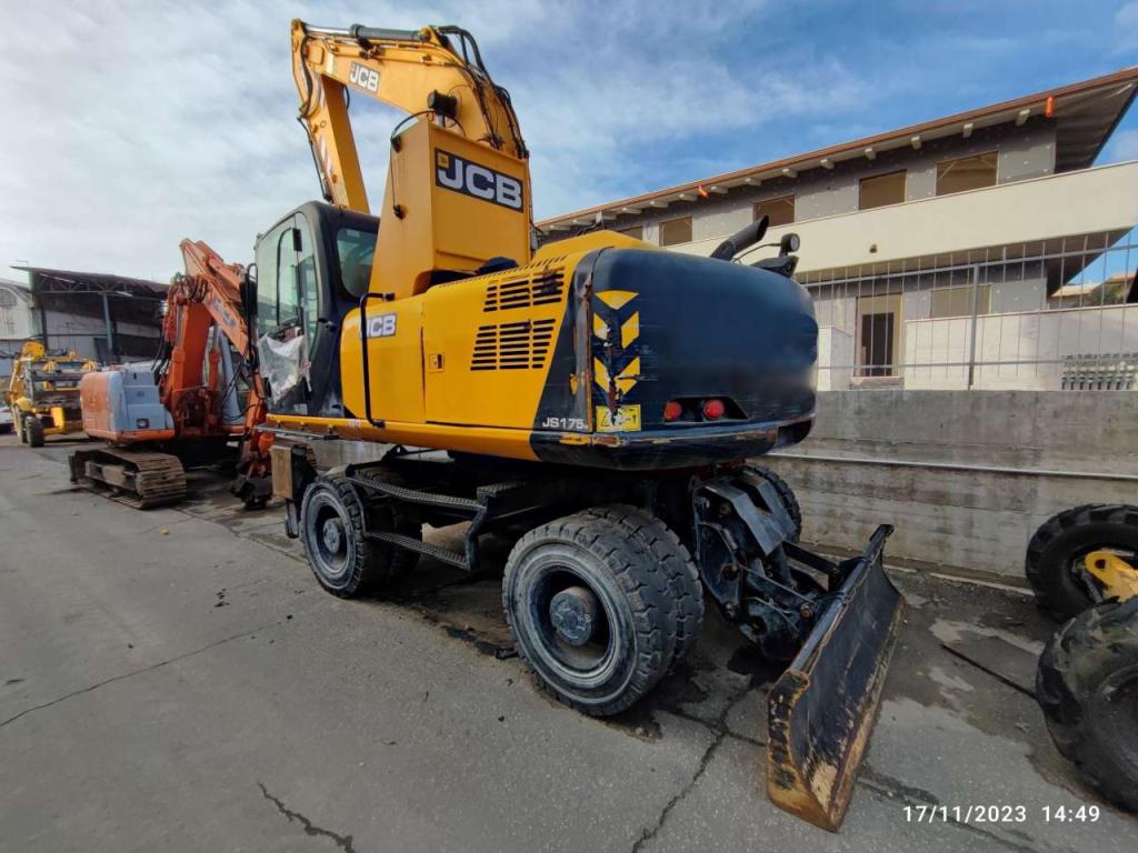 JCB JS175W Photo 9