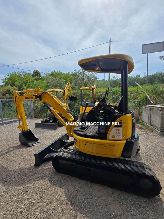 Komatsu PC 30 MR2 Photo 4