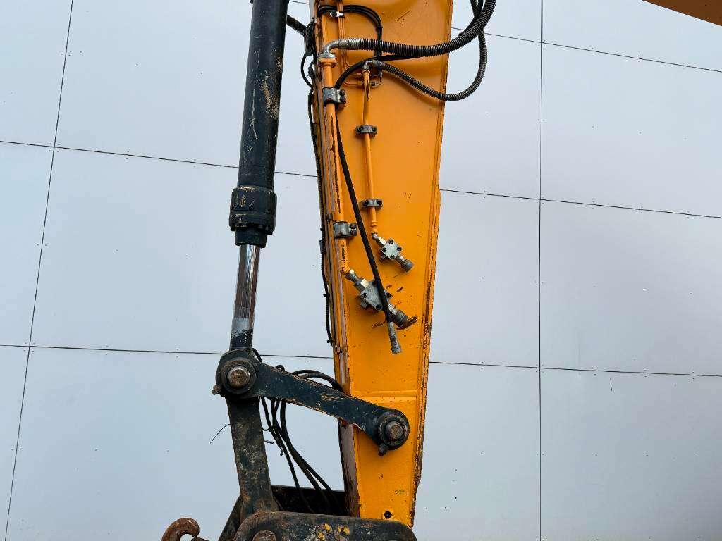Hyundai HX220L - 360° Camera / Automatic Greasing Photo 15