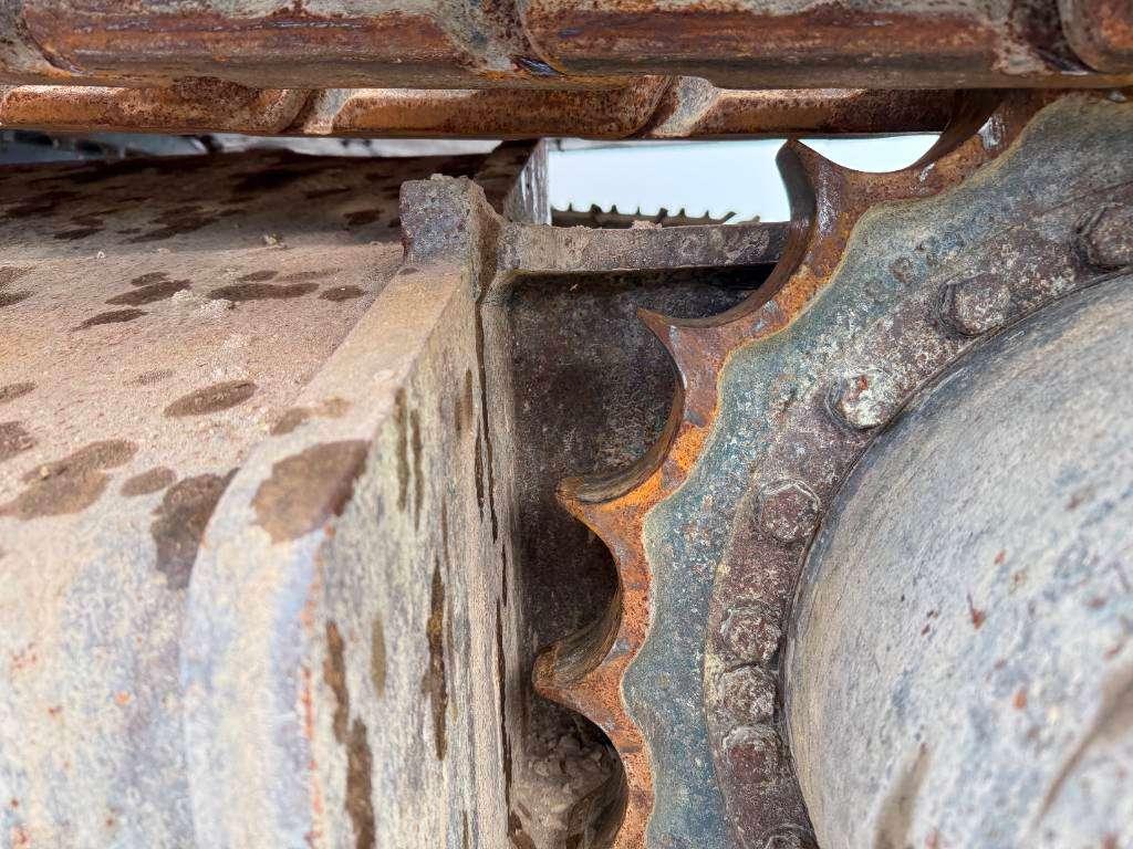 Hyundai HX220L - 360° Camera / Automatic Greasing Photo 22