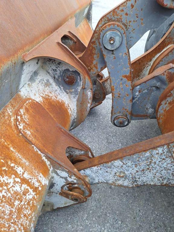pin-on 2800 mm for Volvo L120F/G/H Loader bucket Photo 5