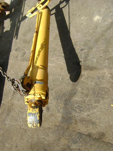 Arm cylinder (stick) for Liebherr 902 Photo 2
