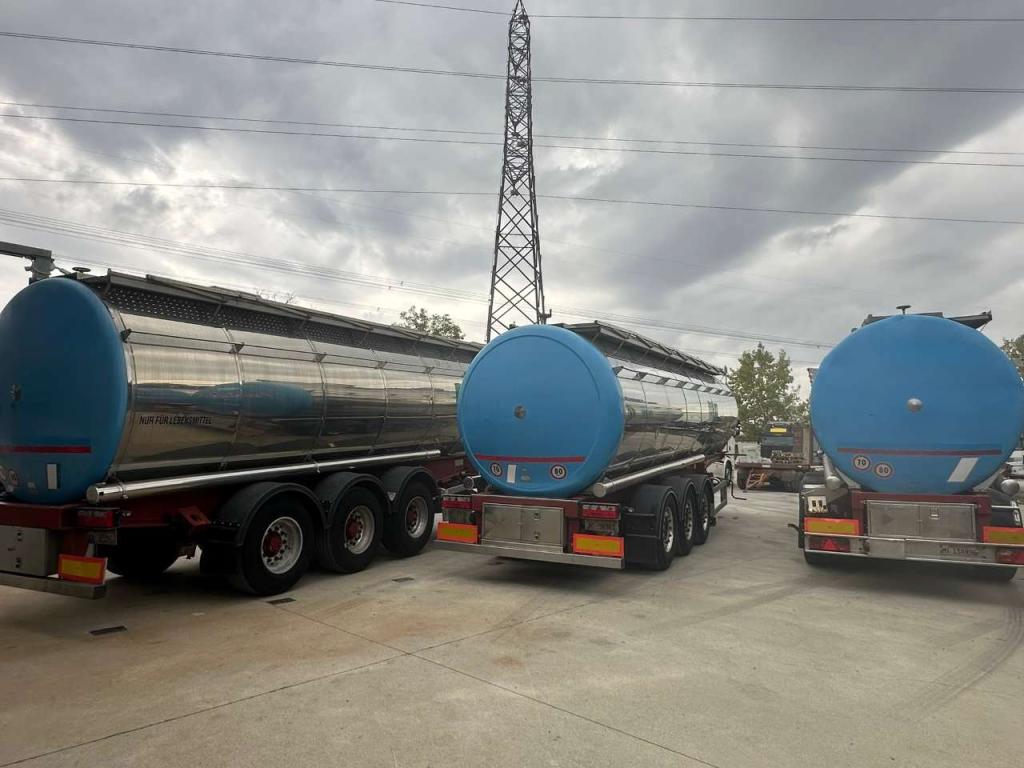 Menci Tank semi-trailer Photo 12