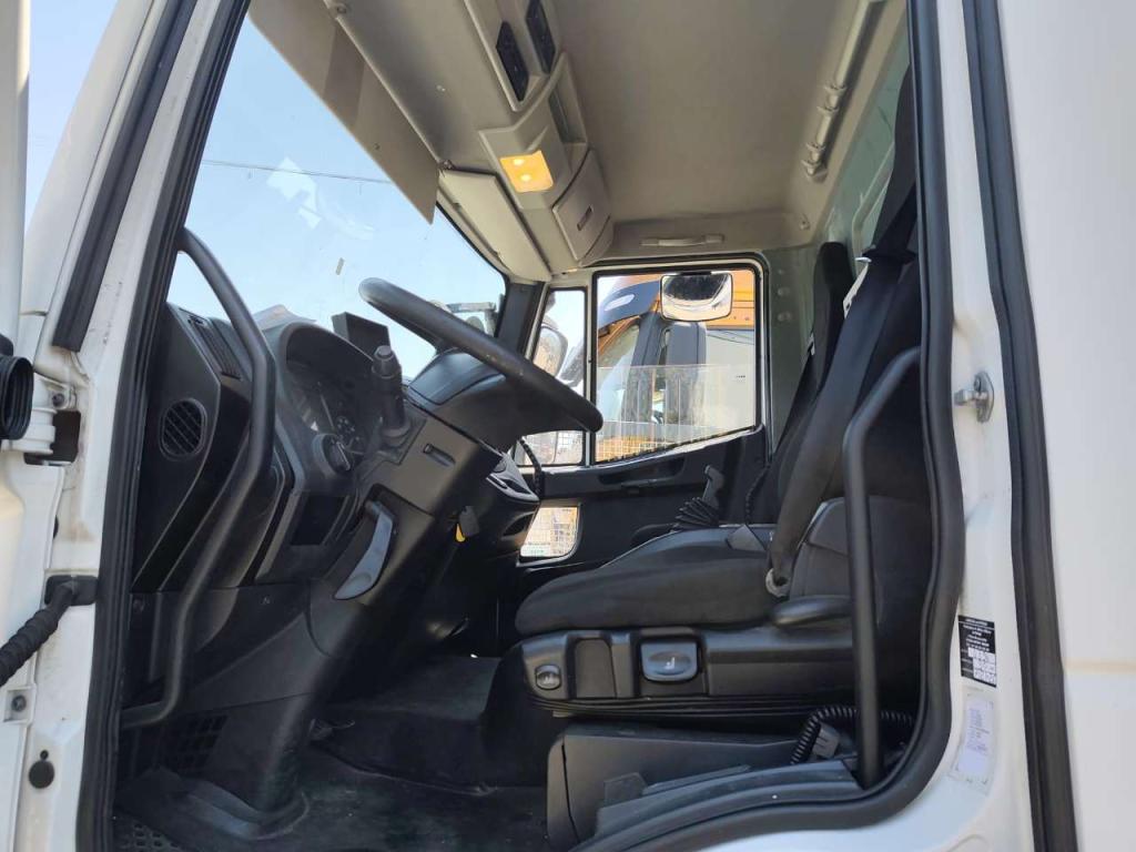 Iveco EUROCARGO CUBE 190-280L Photo 12