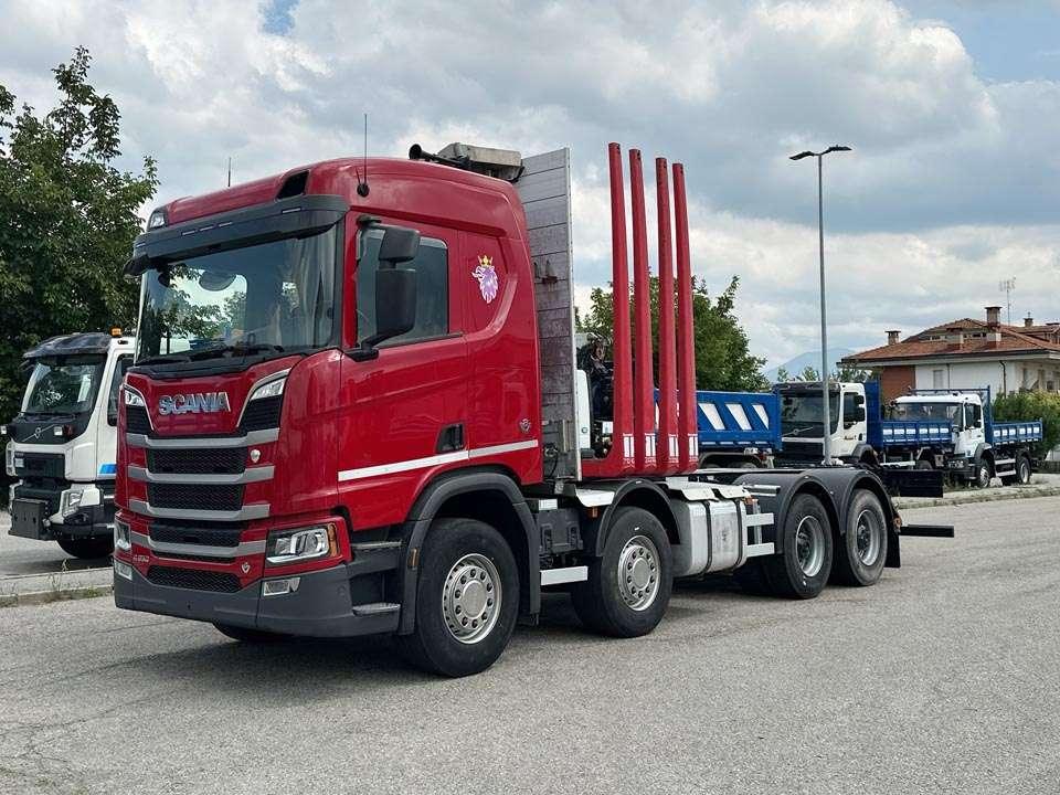 Scania R650 8x4 Photo 1