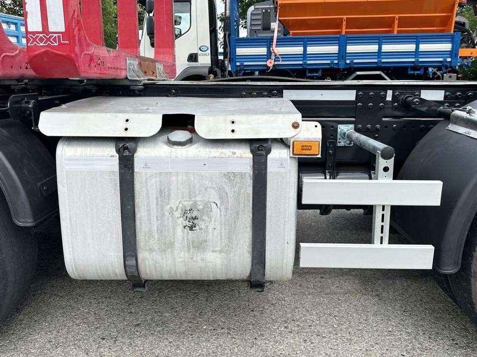 Scania R650 8x4 Photo 5