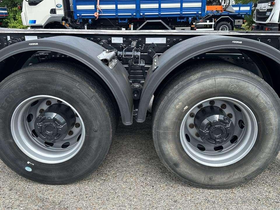 Scania R650 8x4 Photo 6