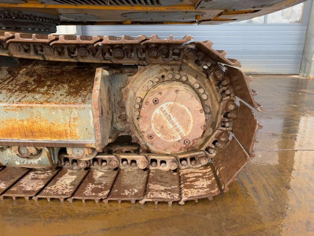 Liebherr R926 LC Photo 17